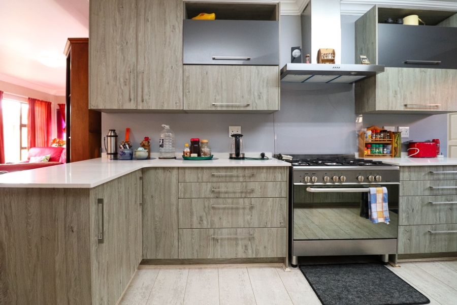 2 Bedroom Property for Sale in Flamwood North West